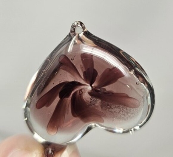 Hand Made Lamp Work Murano Art Glass Heart Floral Pendant Valentine Mother's Day - Picture 7 of 8